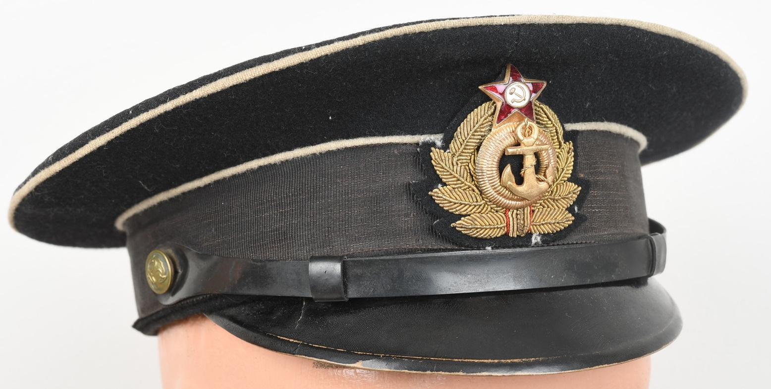 Soviet WW2 Officer Cap's Code & Price - RblxTrade