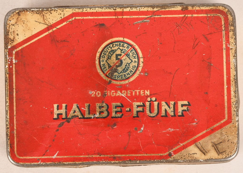 German Period Halbe-Fünf Cigarette Metal Container