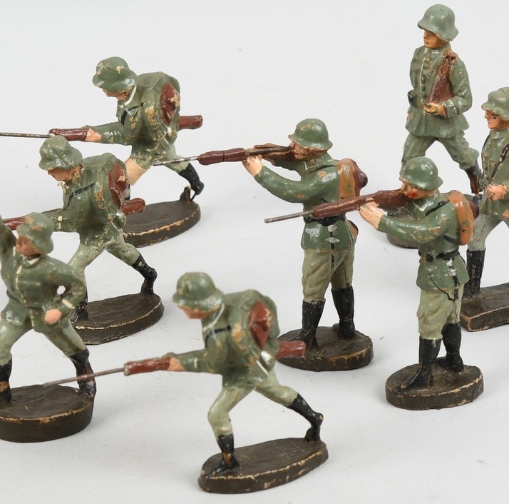 Toy Soldiers Germany 1930's-40's Group of 11 In Action Figures  
