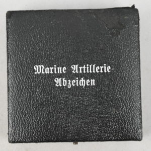 Kriegsmarine Coastal Artillery War Badge Early Case of Issue