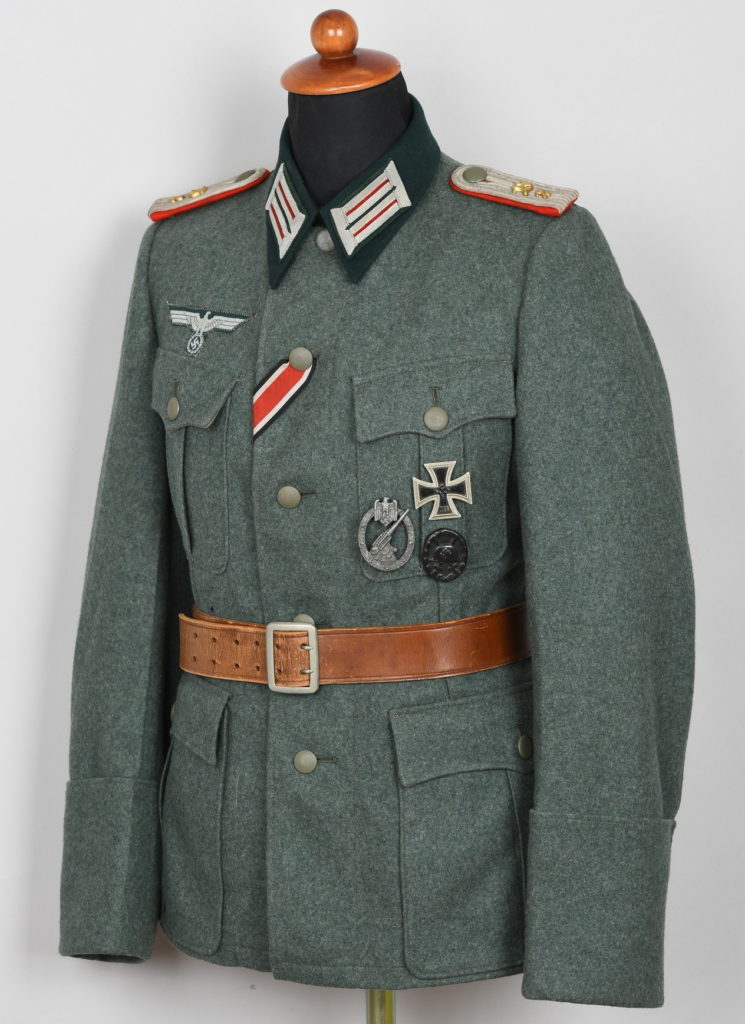 Heer Regiment 2 Beobachtungswagen Leutnant's M36 Issue Field Tunic