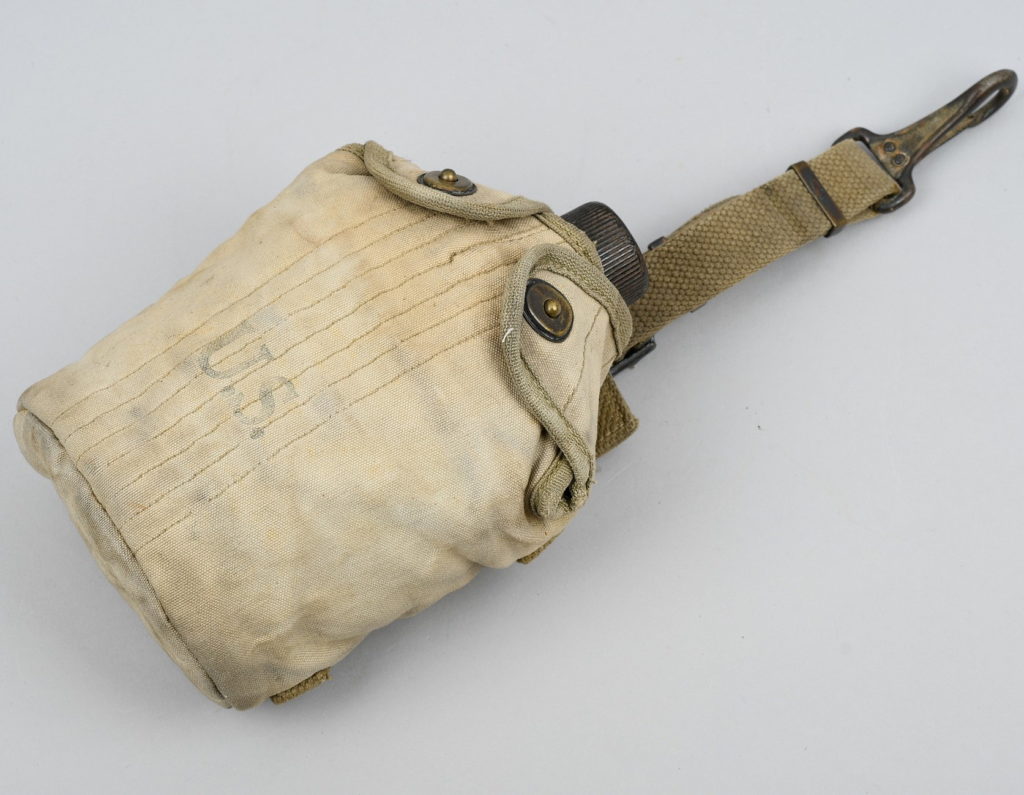 US WWII Paratrooper/Motorized Canteen Dated 1942
