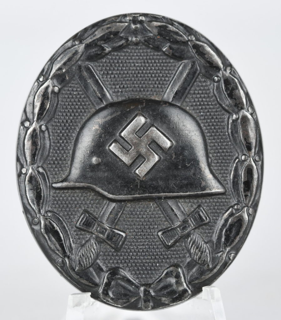 Wound Badge In Black 1939 Maker Marked 100