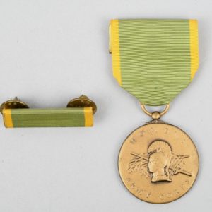 US Army WWII Pattern Women's Army Corps Medal And Medal Ribbon