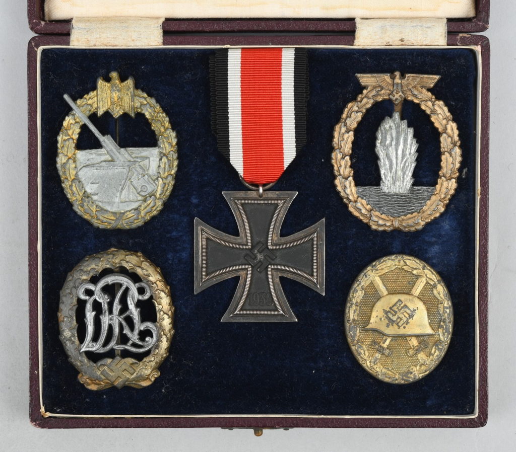 Kriegsmarine 5 Awards With Period Private Purchase Case