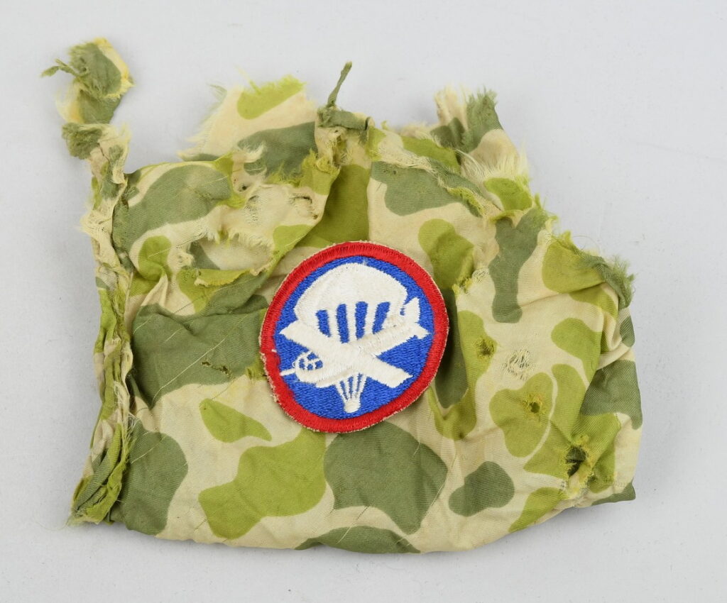 U.S. Glider Borne Paratrooper's Cap Badge