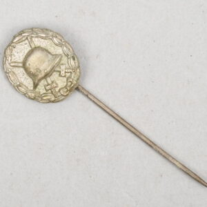 Wound Badge in Silver 1914-1918 14mm Stick Pin Miniature