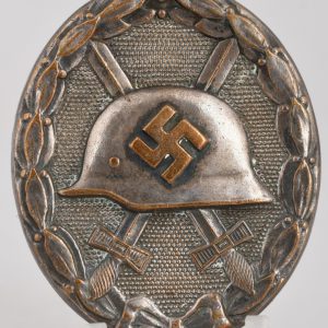 Early Wound Badge in Silver 1939, Maker Marked 13