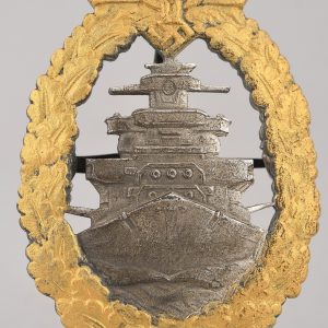 Kriegsmarine high sea fleet badge by Bacqueville, Paris