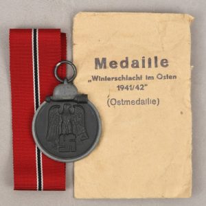 East Front Medal 1941 - 1942 Maker Marked 88 with Issue Envelope