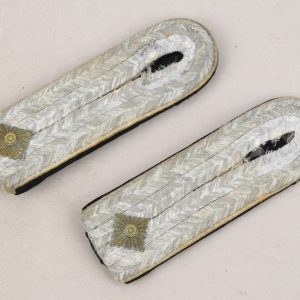 Waffen-SS Infantry Obersturmführers Shoulder Straps